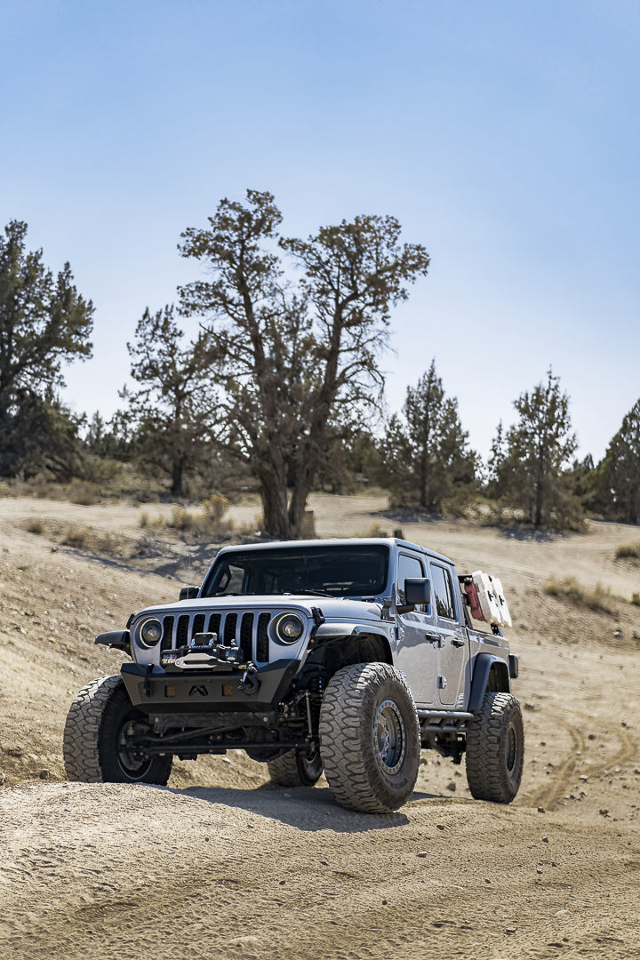 2020 Jeep Gladiator - Black Rhino AVENGER BEADLOCK - Gray | Black Rhino